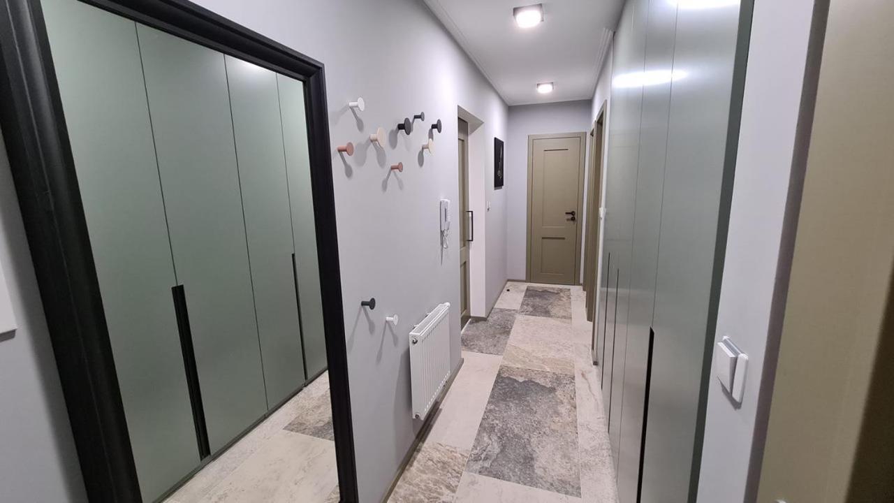 The Gusto Apartman Хомутов Екстер'єр фото