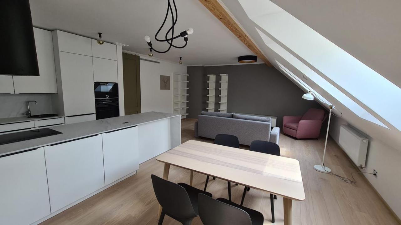 The Gusto Apartman Хомутов Екстер'єр фото
