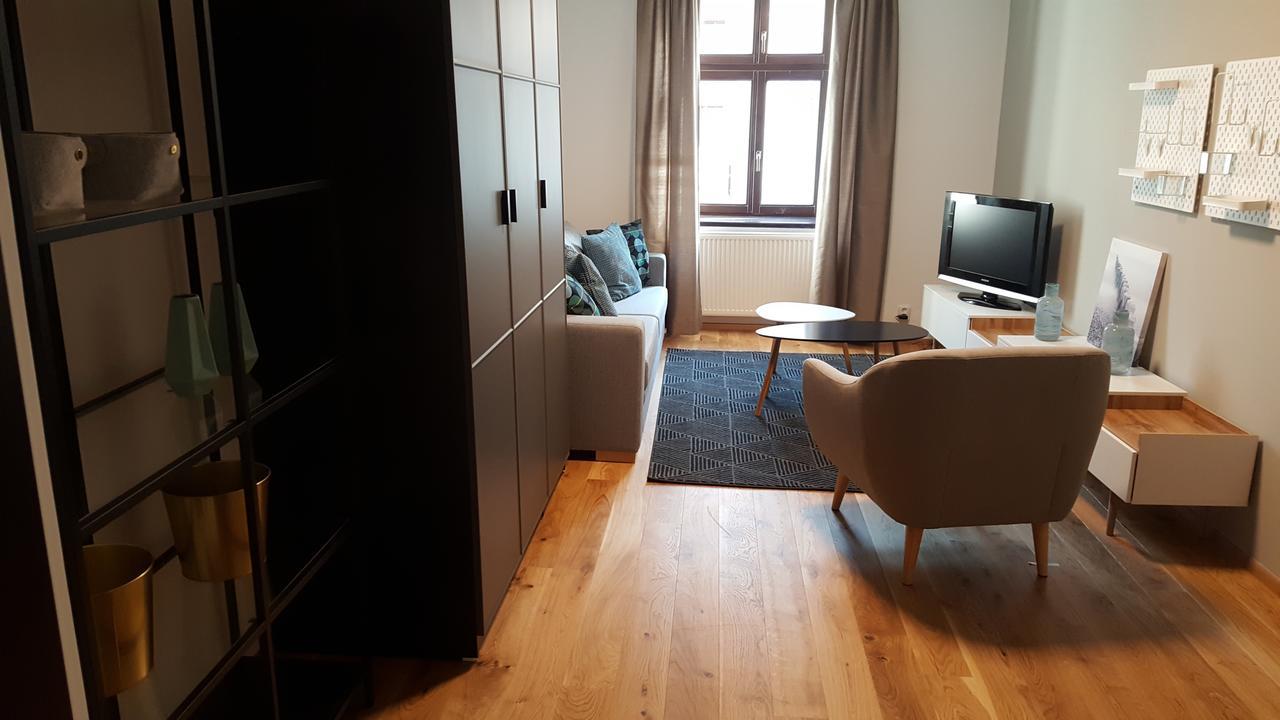 The Gusto Apartman Хомутов Екстер'єр фото
