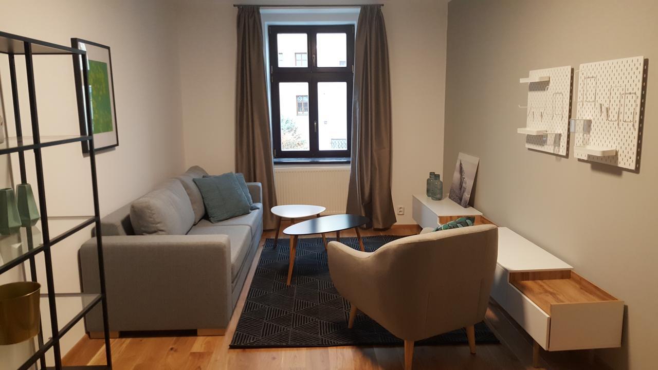 The Gusto Apartman Хомутов Екстер'єр фото