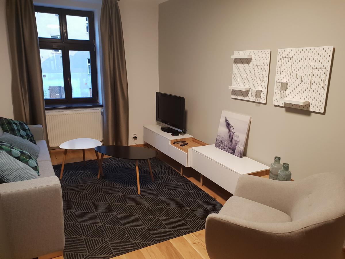 The Gusto Apartman Хомутов Екстер'єр фото